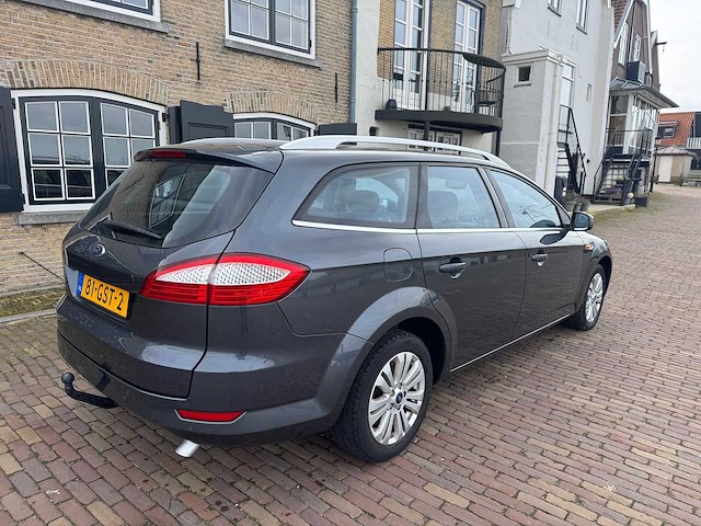 Ford mondeo wagon 2.3-16v titanium automaat 81-gst-2 - afbeelding 10 van  16