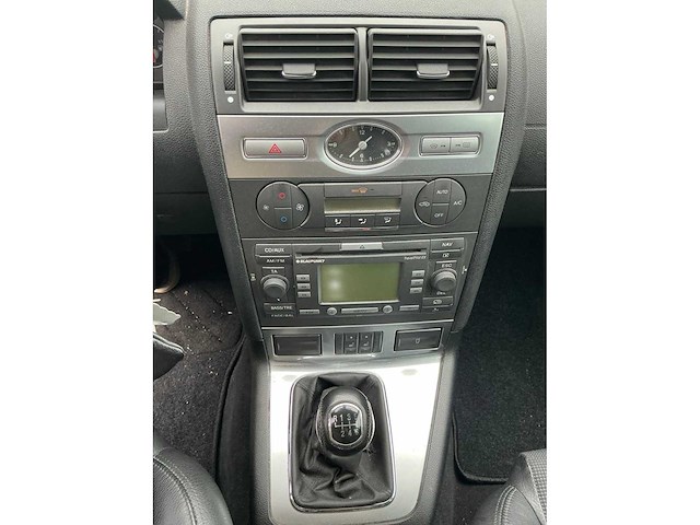 Ford mondeo wagon personenauto - afbeelding 4 van  15