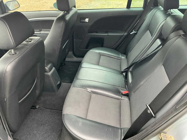 Ford mondeo wagon personenauto - afbeelding 6 van  15