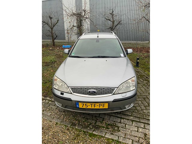 Ford mondeo wagon personenauto - afbeelding 8 van  15