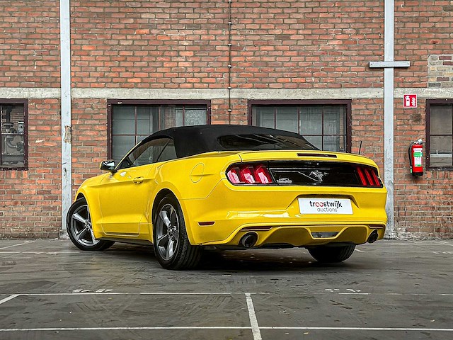 Ford mustang 3.7 v6 300pk 2014 cabriolet - afbeelding 4 van  37