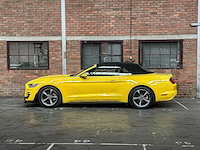 Ford mustang 3.7 v6 300pk 2014 cabriolet - afbeelding 8 van  37