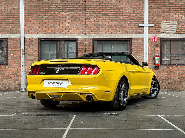 Ford mustang 3.7 v6 300pk 2014 cabriolet - afbeelding 36 van  37