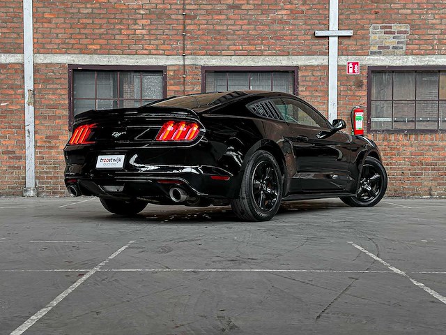 Ford mustang 3.7 v6 300pk 2017 coupe - afbeelding 2 van  30