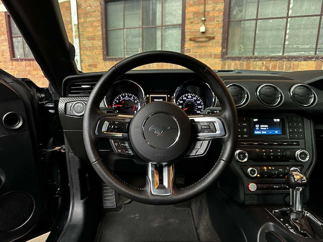 Ford mustang 3.7 v6 300pk 2017 coupe - afbeelding 13 van  40