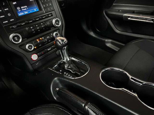 Ford mustang 3.7 v6 300pk 2017 coupe - afbeelding 21 van  40