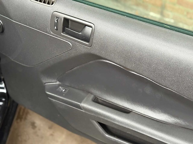 Ford mustang 3.7 v6 305pk 2012 coupe -handgeschakeld- - afbeelding 36 van  39