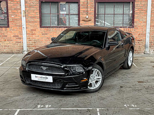Ford mustang 3.7 v6 305pk 2012 coupe -handgeschakeld- - afbeelding 3 van  39
