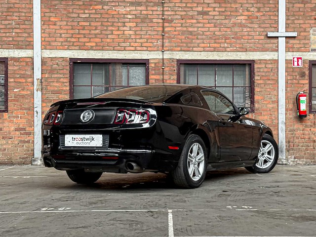 Ford mustang 3.7 v6 305pk 2012 coupe -handgeschakeld- - afbeelding 12 van  12