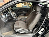 Ford mustang 3.7 v6 305pk 2012 coupe -handgeschakeld- - afbeelding 25 van  43