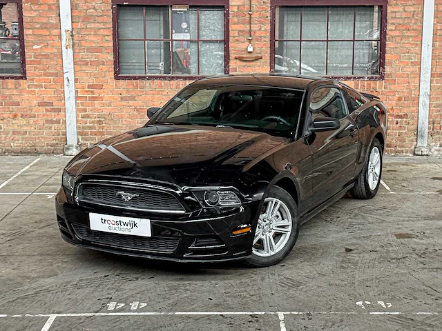 Ford mustang 3.7 v6 305pk 2012 coupe -handgeschakeld- - afbeelding 23 van  43