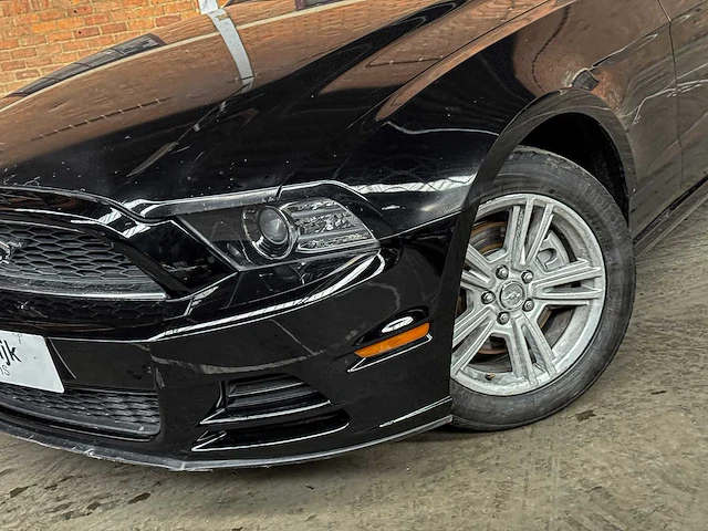 Ford mustang 3.7 v6 305pk 2012 coupe -handgeschakeld- - afbeelding 34 van  43