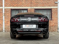 Ford mustang 3.7 v6 305pk 2012 coupe -handgeschakeld- - afbeelding 13 van  39