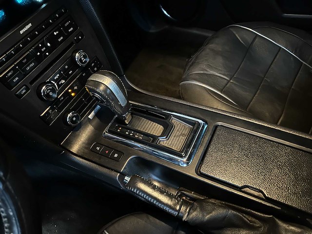 Ford mustang 3.7 v6 305pk 2013 coupe - afbeelding 18 van  35
