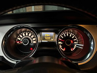 Ford mustang 3.7 v6 305pk 2013 coupe - afbeelding 15 van  33