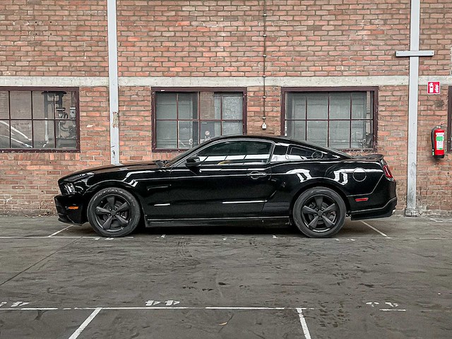 Ford mustang 3.7 v6 305pk 2013 coupe - afbeelding 5 van  17