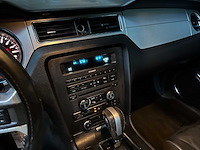 Ford mustang 3.7 v6 305pk 2013 coupe - afbeelding 17 van  35