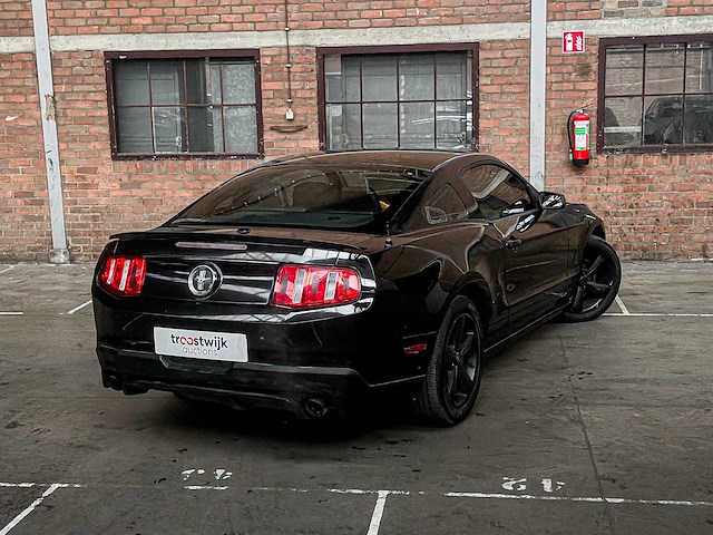 Ford mustang 3.7 v6 305pk 2013 coupe - afbeelding 34 van  35