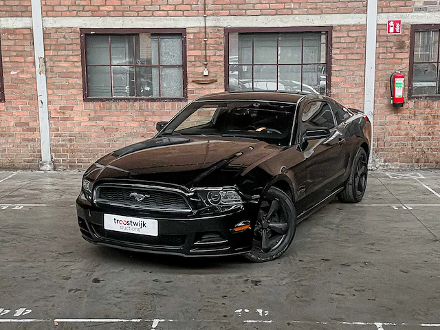 Ford mustang 3.7 v6 305pk 2013 coupe - afbeelding 12 van  35