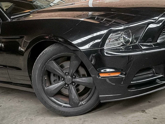 Ford mustang 3.7 v6 305pk 2013 coupe - afbeelding 22 van  25