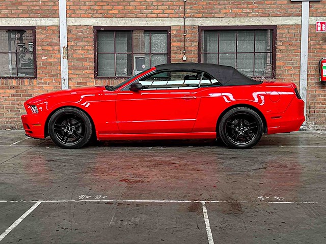 Ford mustang 3.7 v6 310pk 2014 - afbeelding 10 van  39