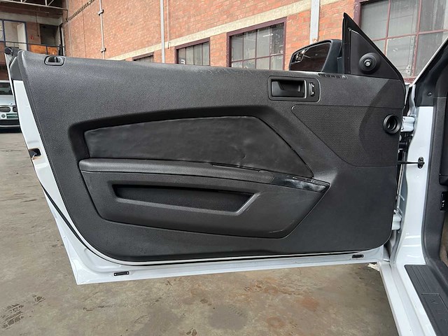 Ford mustang cabriolet 3.7 v6 305pk 2014 - afbeelding 26 van  40