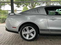 Ford mustang coupé | 4.0 v6 210 pk | 2010 | youngtimer | brilliant silver metallic | led-achterlichten | marge auto - afbeelding 3 van  28