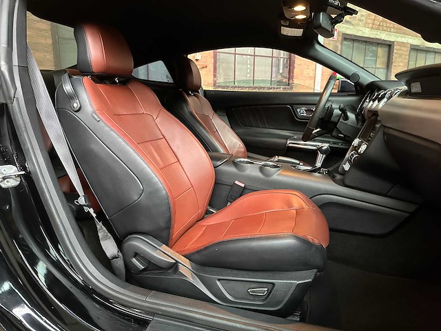 Ford mustang coupe ecoboost premium 310pk 2015 - afbeelding 22 van  29