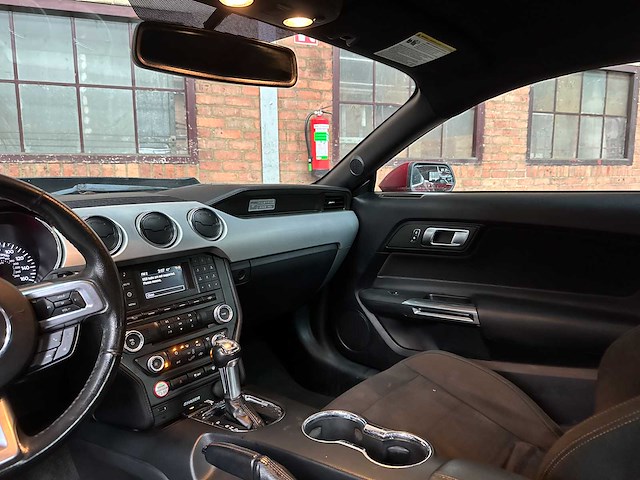 Ford mustang ecoboost premium coupe 310pk 2015 - afbeelding 13 van  38