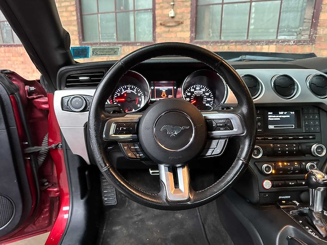 Ford mustang ecoboost premium coupe 310pk 2015 - afbeelding 19 van  38