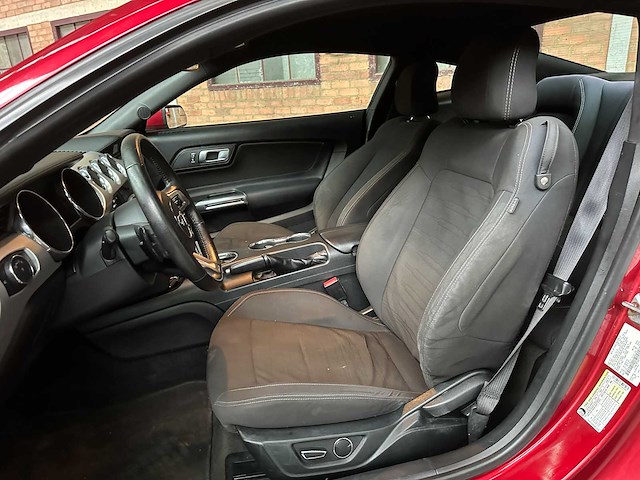 Ford mustang ecoboost premium coupe 310pk 2015 - afbeelding 35 van  38