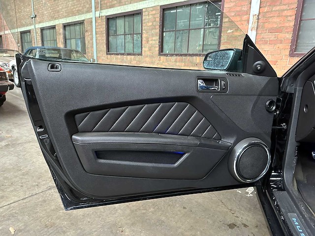 Ford mustang gt 5.0 v8 416pk 2013 -handgeschakeld- - afbeelding 26 van  42