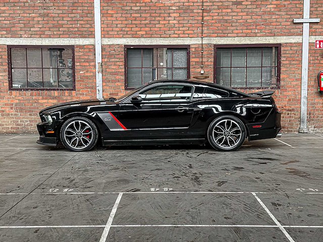 Ford mustang gt 5.0 v8 416pk 2013 -handgeschakeld- - afbeelding 10 van  42