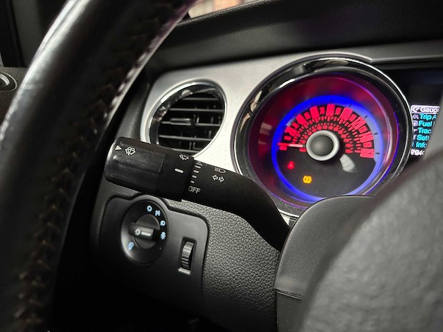 Ford mustang gt 5.0 v8 416pk 2013 -handgeschakeld- - afbeelding 19 van  42