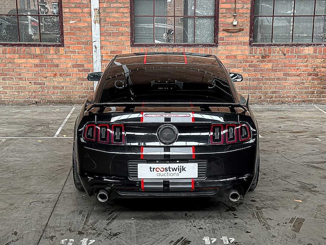 Ford mustang gt 5.0 v8 416pk 2013 -handgeschakeld- - afbeelding 13 van  34