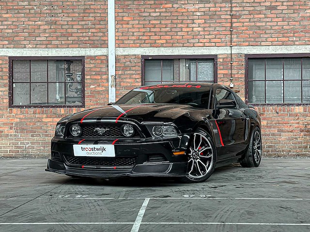 Ford mustang gt 5.0 v8 416pk 2013 -handgeschakeld- - afbeelding 1 van  34
