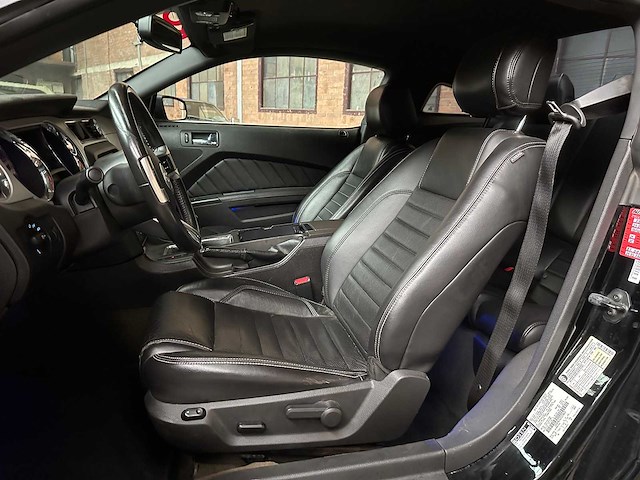 Ford mustang gt 5.0 v8 416pk 2013 -handgeschakeld- - afbeelding 31 van  34