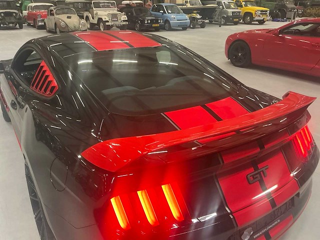 Ford mustang gt 5.0 v8 boss 302 personenauto - afbeelding 4 van  24