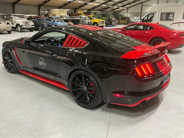 Ford mustang gt 5.0 v8 boss 302 personenauto - afbeelding 21 van  24
