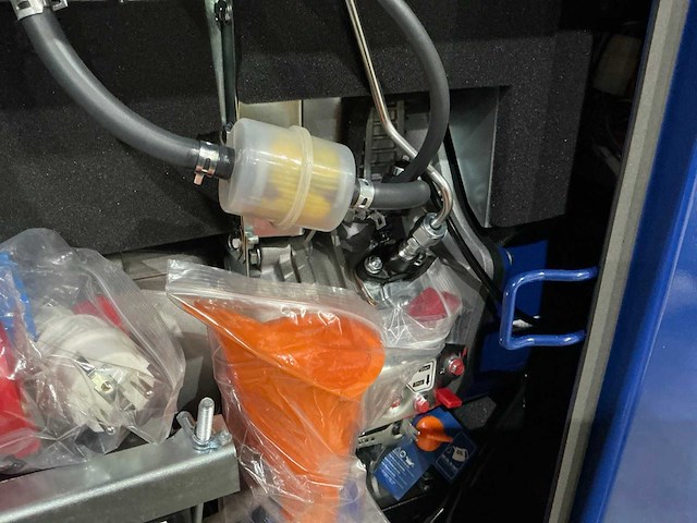 Ford noodstroomaggregaat ongebruikt - afbeelding 4 van  13