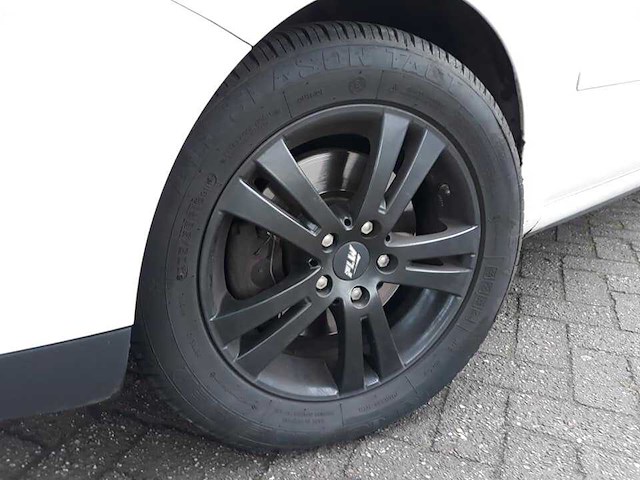 Ford personenauto - afbeelding 10 van  19