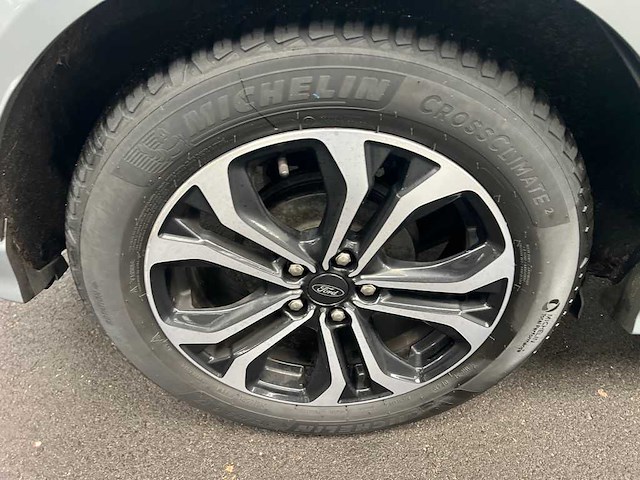 Ford puma 1.0 ecoboost hybrid titanium; t-792-fr - afbeelding 5 van  10