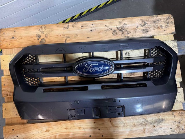 Ford ranger 4x4 grill - afbeelding 1 van  4