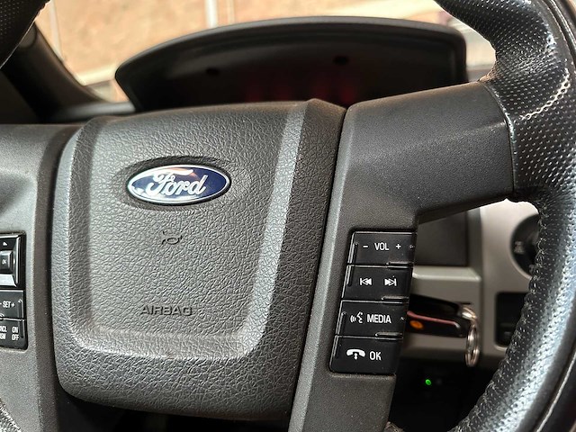 Ford raptor f150 6.2 v8 416pk 2011, 2-vnh-93 - afbeelding 17 van  52