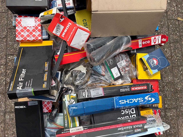 Ford-renault-opel-suzuki-hyundai-etc auto onderdelen divers - afbeelding 7 van  11