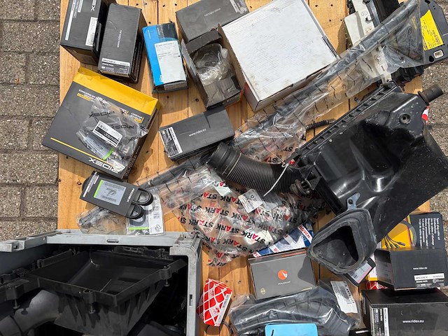 Ford-renault-opel-suzuki-hyundai-etc auto onderdelen divers - afbeelding 9 van  11