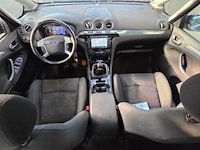 Ford s-max 1.6 ecoboost titanium 7p; 31-pgb-1 - afbeelding 2 van  18