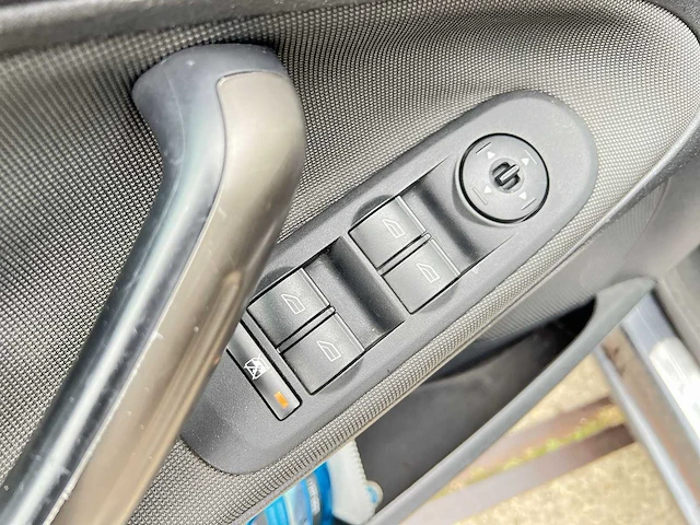 Ford s-max 2.0-16v | 21-tf-jk - afbeelding 17 van  32