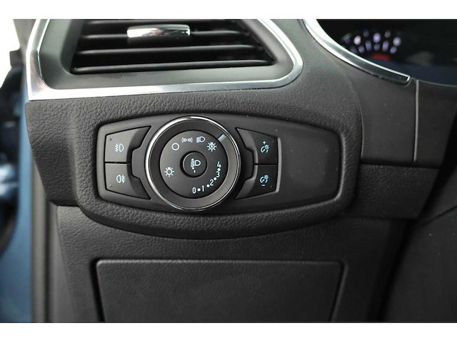 Ford s-max tdci titanium 7p 2.0 150pk 2021, jvp-23-s - afbeelding 13 van  46