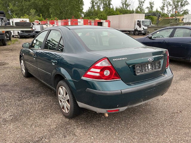 Ford sedan mondeo personenauto - afbeelding 4 van  9